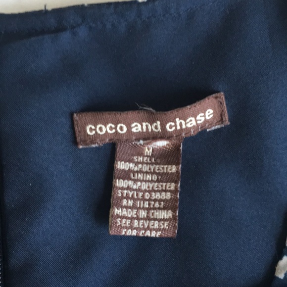 Coco and Chase Vintage Style dress size Medium - Picture 4 of 8